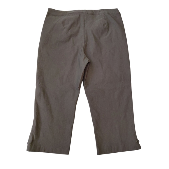 Northern Reflections Brown Capris - Picture 2 of 7